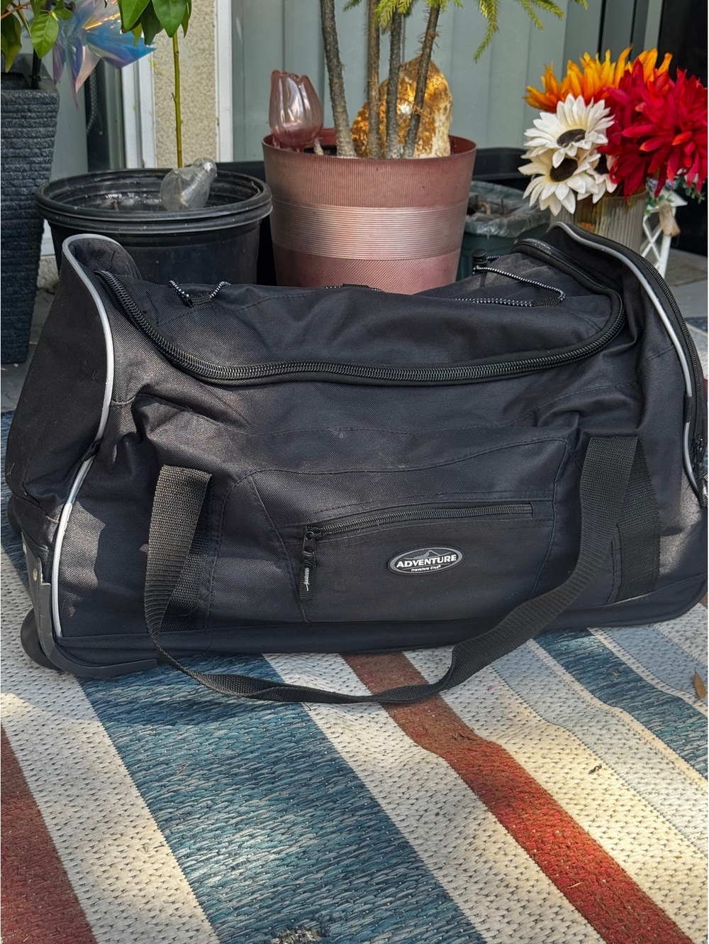 Adventure Travelers Club Jamul Casino Rolling Duffel Bag Wheeled Travel Luggage